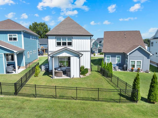 111 Barefoot Way, Winchester, TN 37398