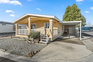 3431 S Pacific Highway SPC 17, Medford, OR 97501