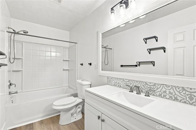 9610 Dusty Wheat, Bakersfield, CA 93313