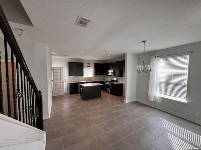 5914 Akin Pl, San Antonio, TX 78261