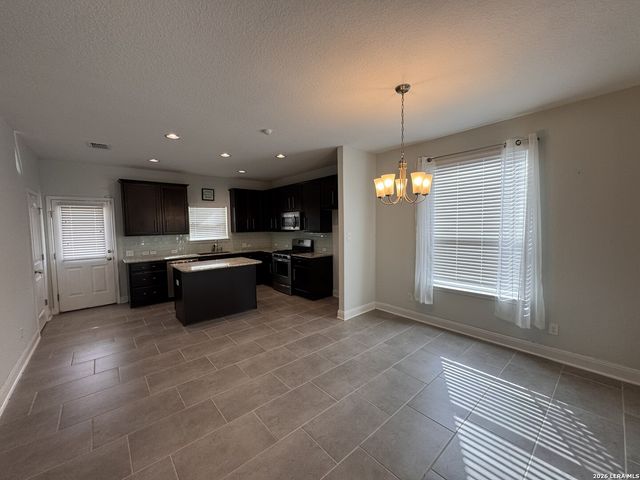 5914 Akin Pl, San Antonio, TX 78261