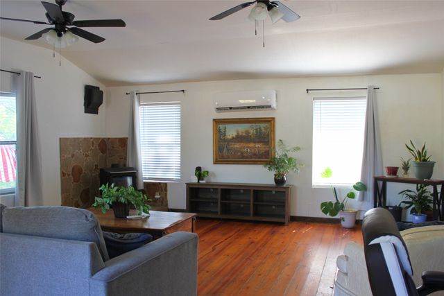 12608 Valverde Loop, Terrell, TX 75161