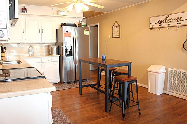 397 County Road 2143, Crockett, TX 75835