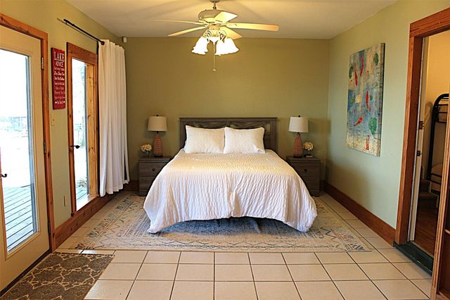 397 County Road 2143, Crockett, TX 75835