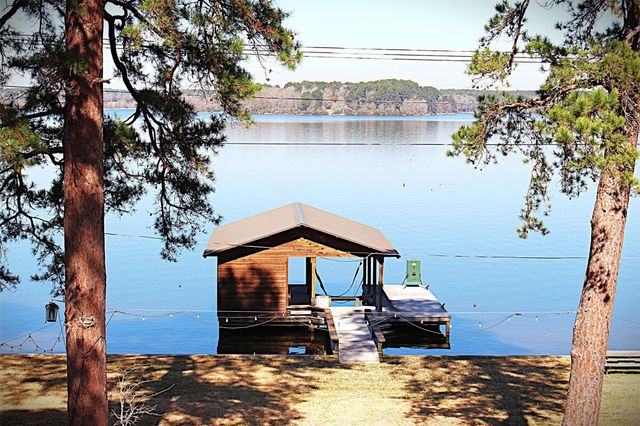 397 County Road 2143, Crockett, TX 75835