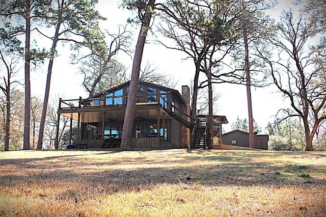 397 County Road 2143, Crockett, TX 75835