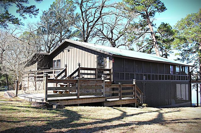 397 County Road 2143, Crockett, TX 75835