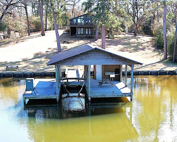 397 County Road 2143, Crockett, TX 75835