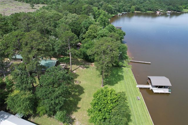 397 County Road 2143, Crockett, TX 75835