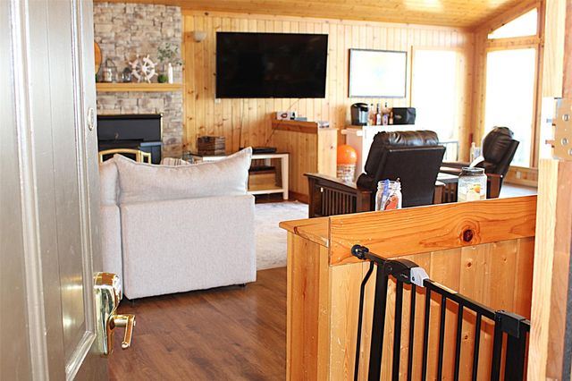 397 County Road 2143, Crockett, TX 75835