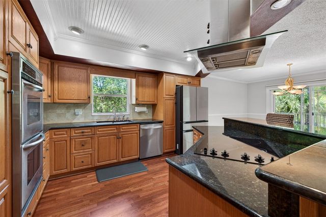1007 STATE STREET E, Oldsmar, FL 34677