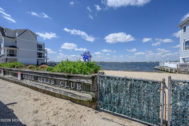 66 Pacific Ocean Drive, Brick, NJ 08723