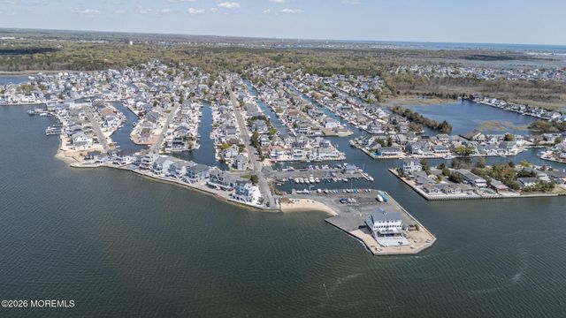 66 Pacific Ocean Drive, Brick, NJ 08723