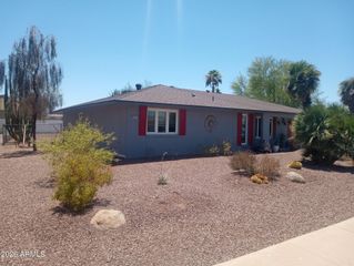 19817 N SOMBRERO Circle, Sun City, AZ 85373