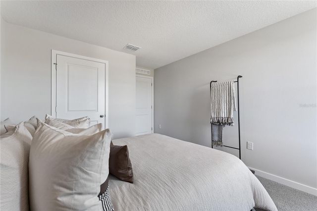 592 PRESTON COVE DRIVE, St Cloud, FL 34771