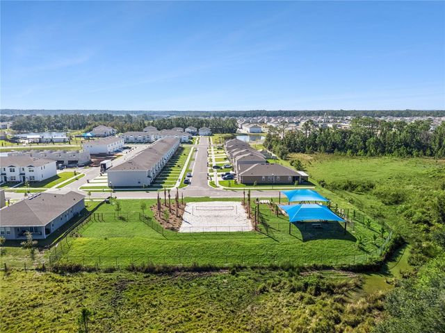 592 PRESTON COVE DRIVE, St Cloud, FL 34771