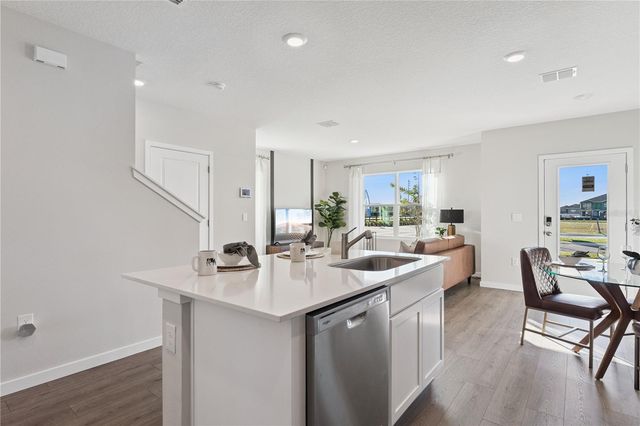 592 PRESTON COVE DRIVE, St Cloud, FL 34771