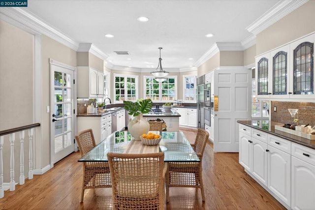 3312 Blackhawk Meadow Dr, Danville, CA 94506