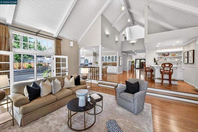 3312 Blackhawk Meadow Dr, Danville, CA 94506