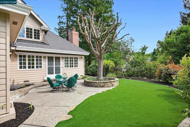 3312 Blackhawk Meadow Dr, Danville, CA 94506