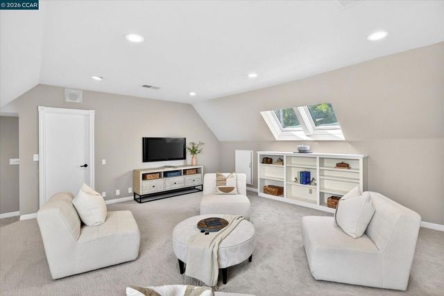 3312 Blackhawk Meadow Dr, Danville, CA 94506