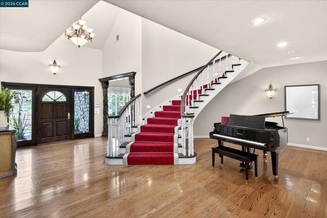 3312 Blackhawk Meadow Dr, Danville, CA 94506