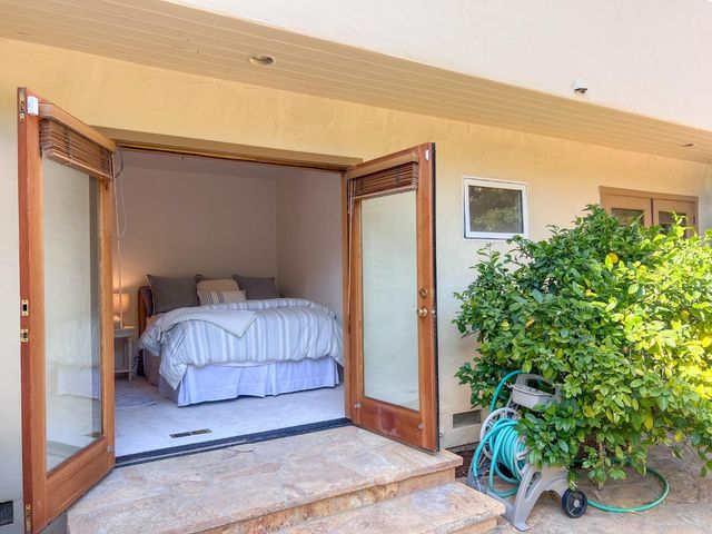 442 Corral De Tierra Road, Salinas, CA 93908