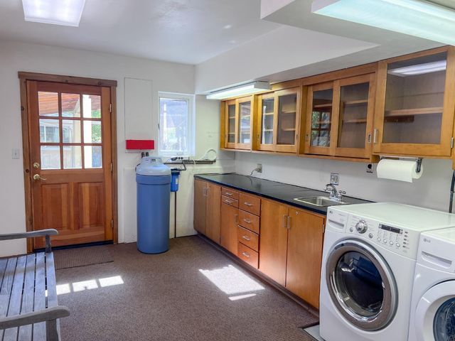 442 Corral De Tierra Road, Salinas, CA 93908