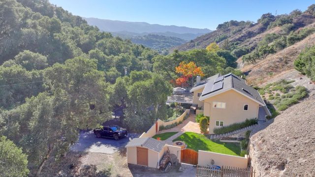 442 Corral De Tierra Road, Salinas, CA 93908