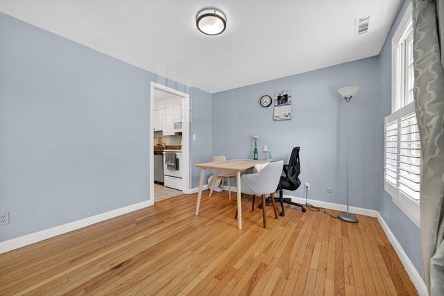 68 Jericho Rd 68, Weston, MA 02493