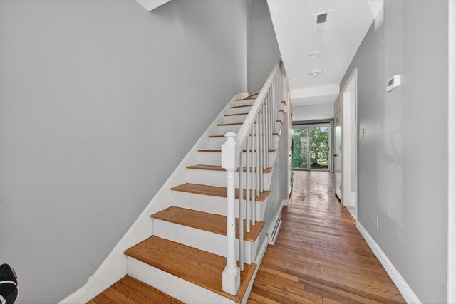 68 Jericho Rd 68, Weston, MA 02493