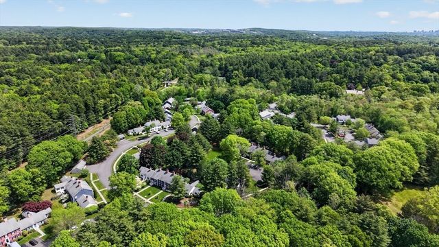 68 Jericho Rd 68, Weston, MA 02493