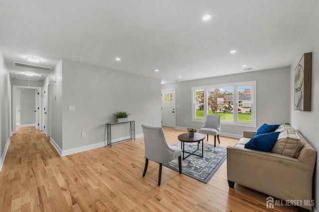 1221 Charter Street, Piscataway, NJ 08854