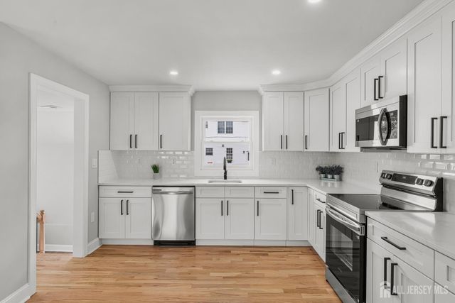 1221 Charter Street, Piscataway, NJ 08854