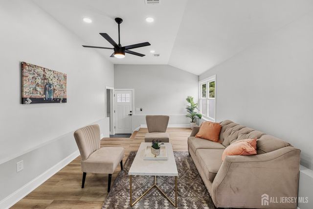 1221 Charter Street, Piscataway, NJ 08854