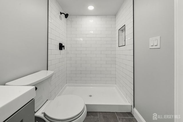 1221 Charter Street, Piscataway, NJ 08854