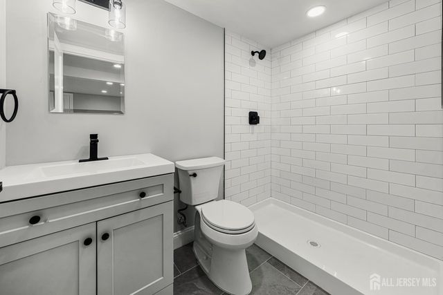 1221 Charter Street, Piscataway, NJ 08854