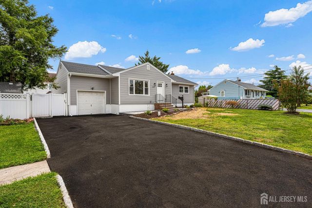 1221 Charter Street, Piscataway, NJ 08854