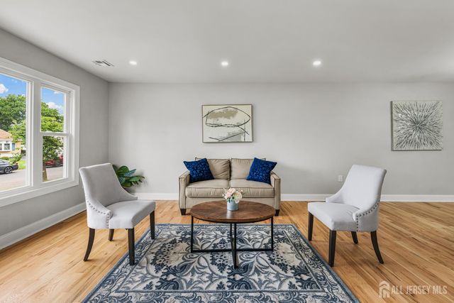 1221 Charter Street, Piscataway, NJ 08854