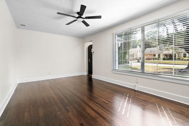 200 ALEXANDER ST, Memphis, TN 38111