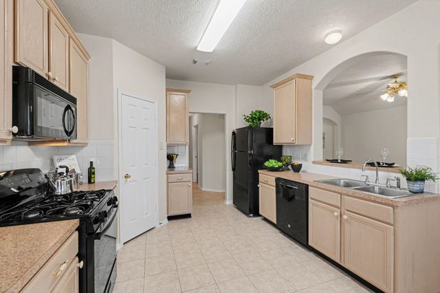 20519 Spring Bluff Lane, Spring, TX 77388