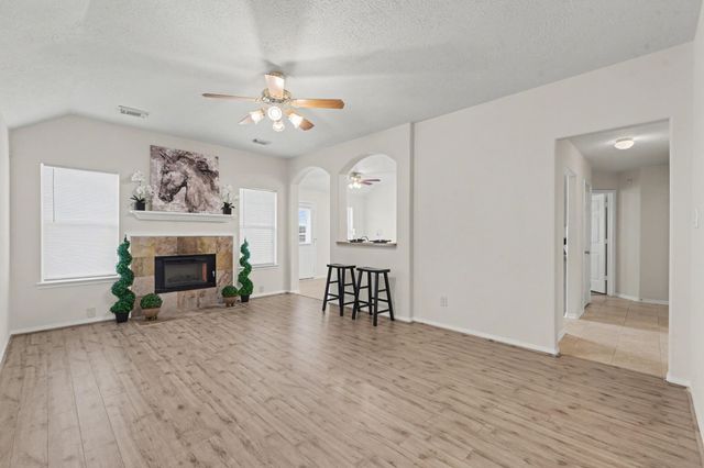 20519 Spring Bluff Lane, Spring, TX 77388