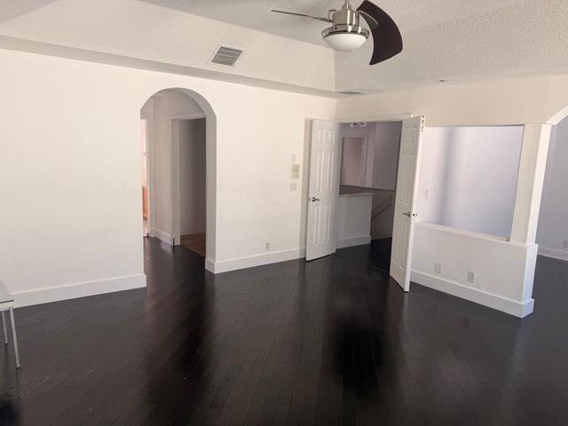 1226 Avondale Lane, West Palm Beach, FL 33409