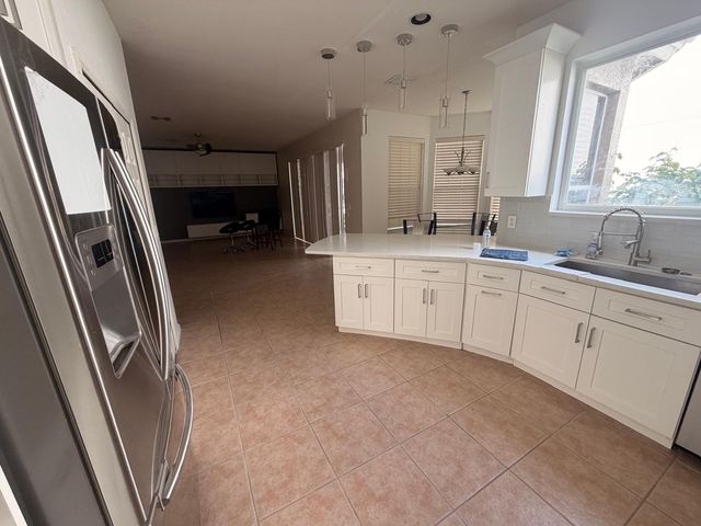 1226 Avondale Lane, West Palm Beach, FL 33409