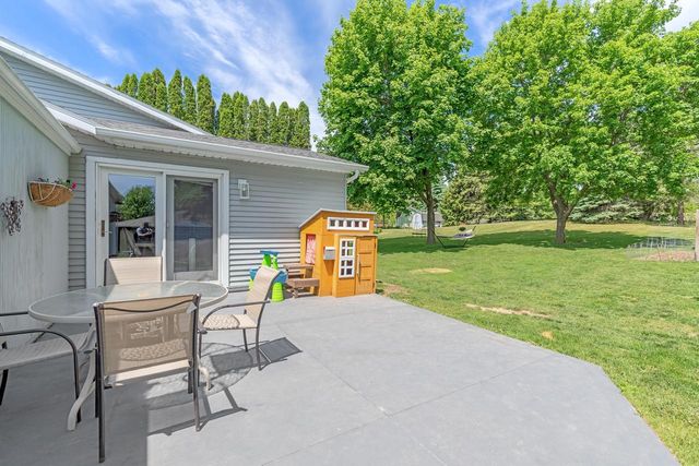 W4426 River Bend DRIVE, Waldo, WI 53031