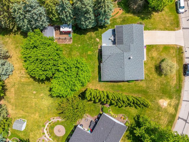W4426 River Bend DRIVE, Waldo, WI 53031