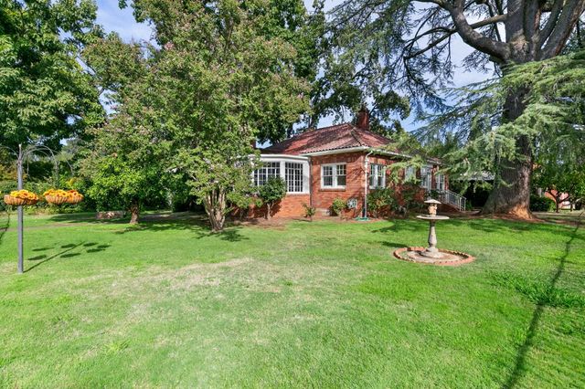 715 Figueroa St, Folsom, CA 95630