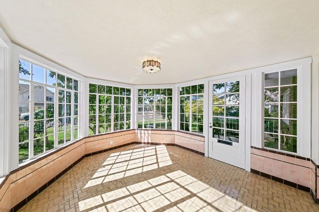 715 Figueroa St, Folsom, CA 95630