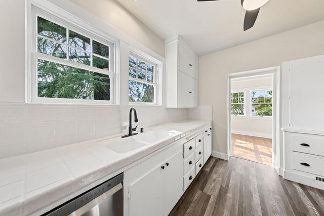 715 Figueroa St, Folsom, CA 95630