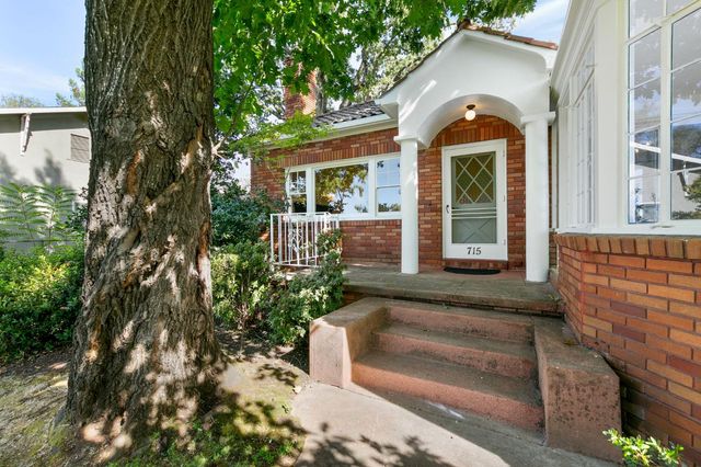 715 Figueroa St, Folsom, CA 95630